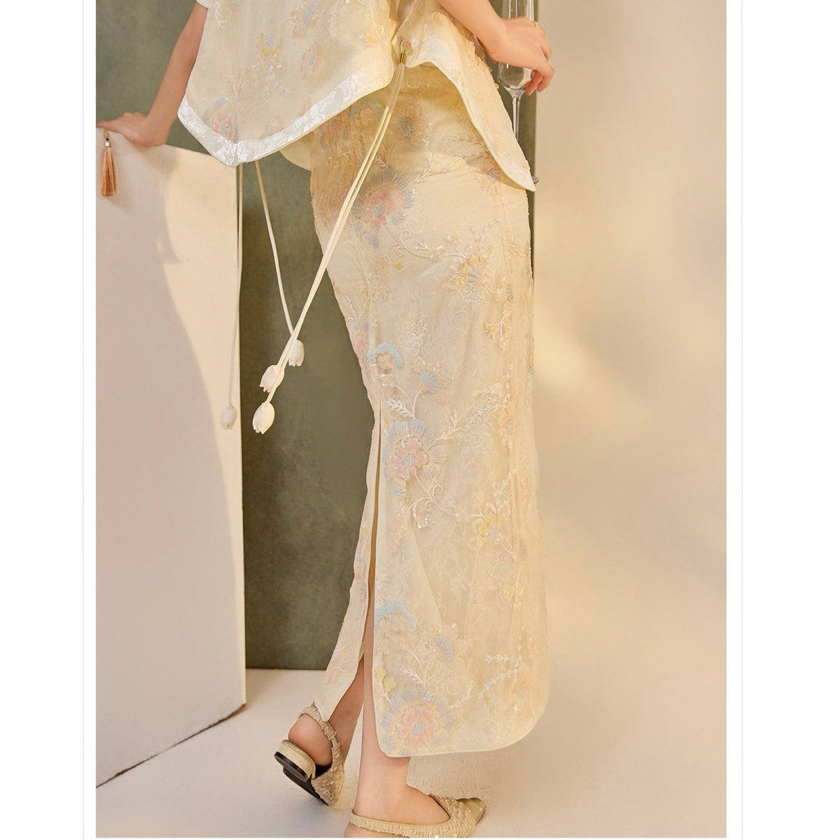 Embroidery Cream Pink Wedding Skirt