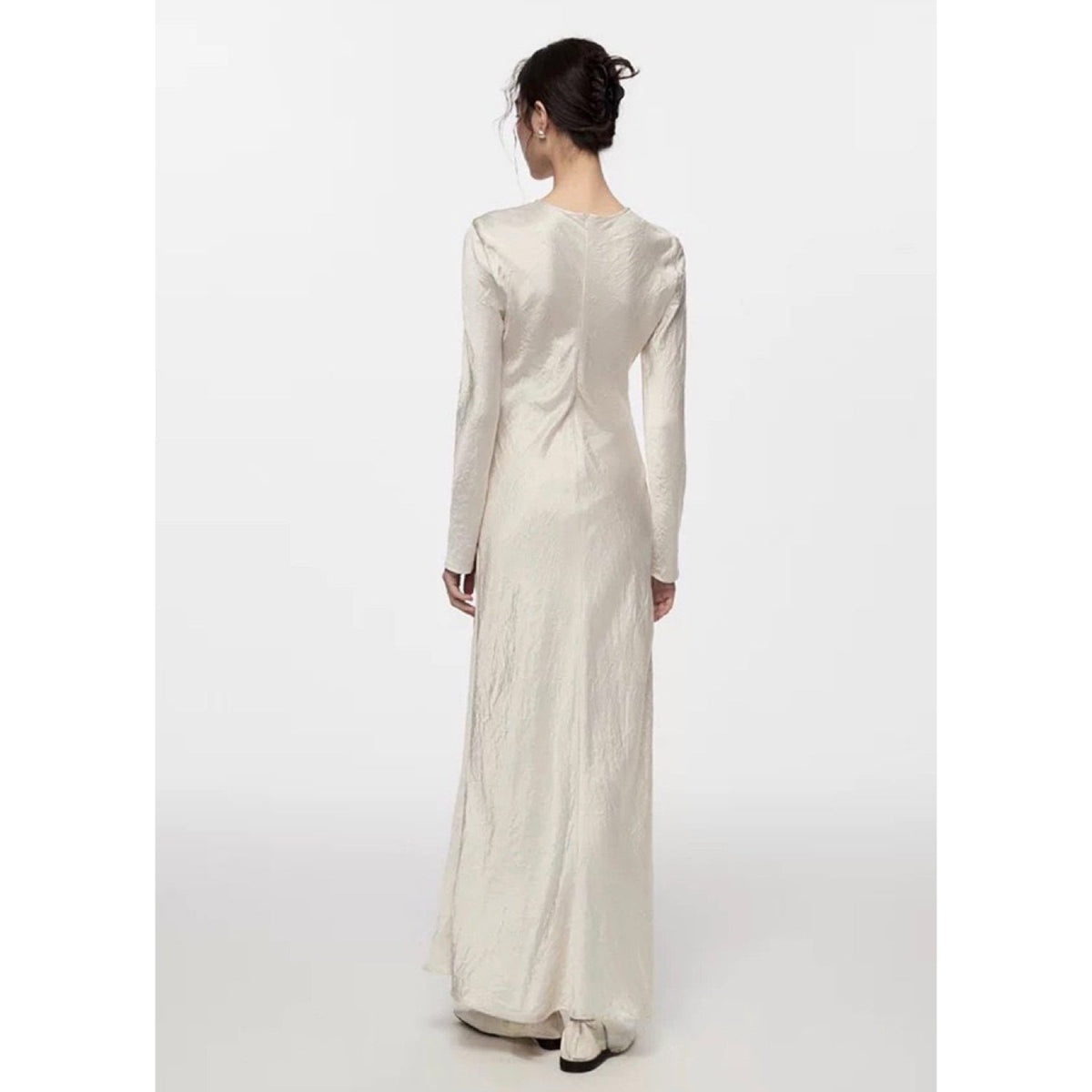 Timeless Chic Long Dress Long Sleeve Wrinkled Evening Dress Glamour White