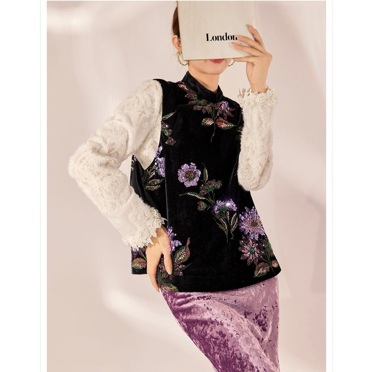 Embroidered Stylish Stitching Black Floral Vest