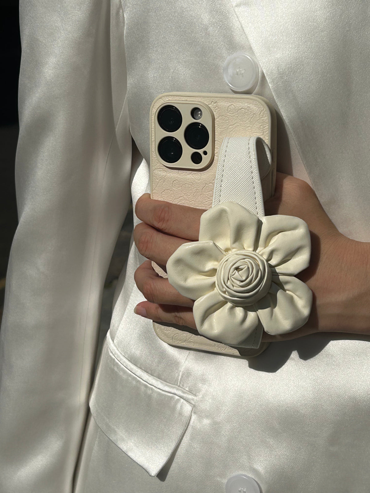 Floral Wrist  Phone Case Hand Holder White