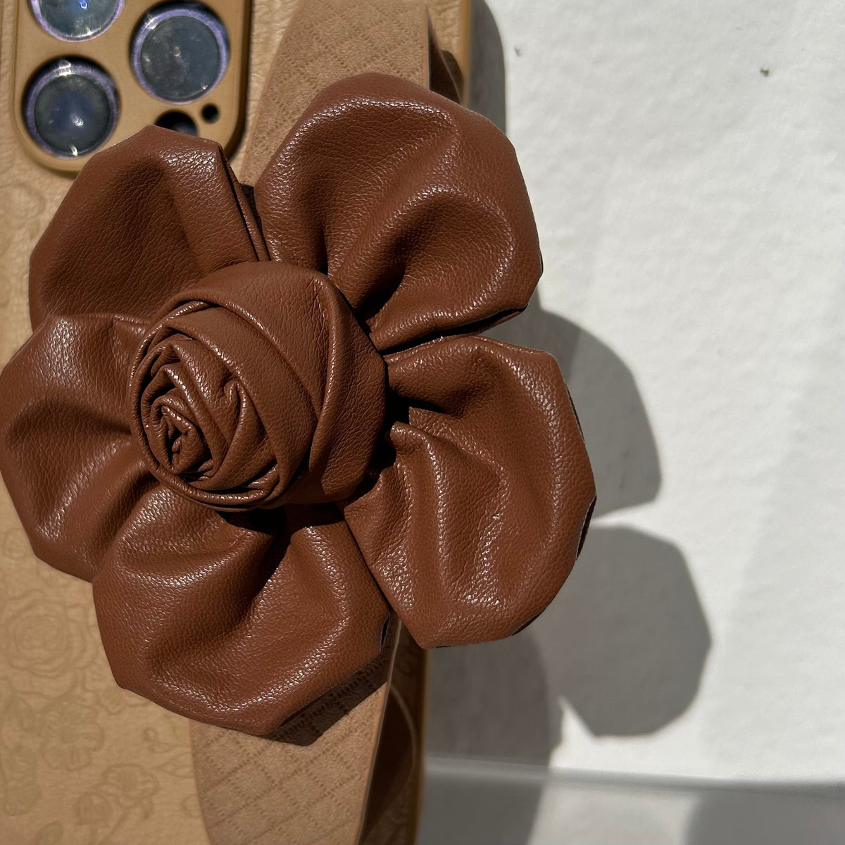 Floral Wrist  Phone Case Hand Holder Brown