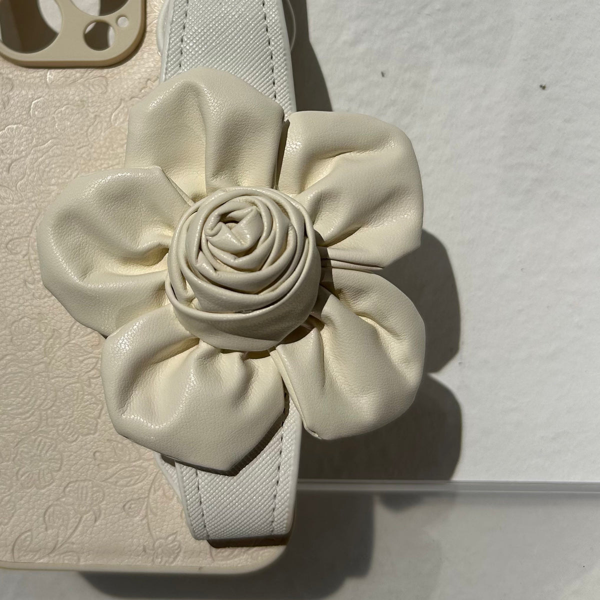 Floral Wrist  Phone Case Hand Holder White